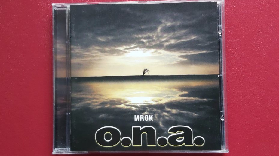 O.N.A. - Mrok (2001)