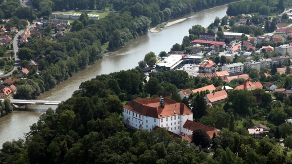  Evropsko združenje za teritorialno sodelovanje