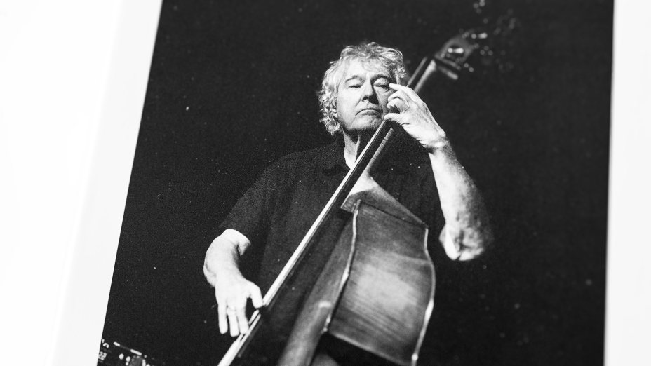 Bassist Arild Andersen, (c) Gilbert Waldner (vom Booklet des ECM Albums)